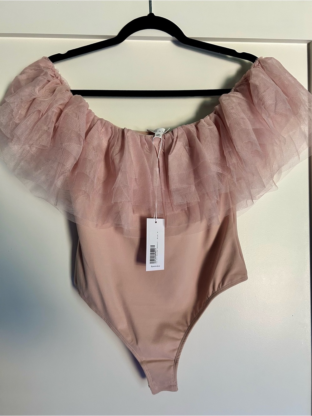 Petal and pup Mable Off-Shoulder Tulle Ruffle Bodysuit Dusty Pink new medium